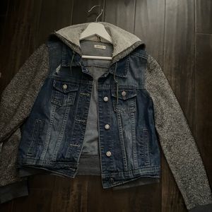 Jean jacket with grey sweater hood and sleeves